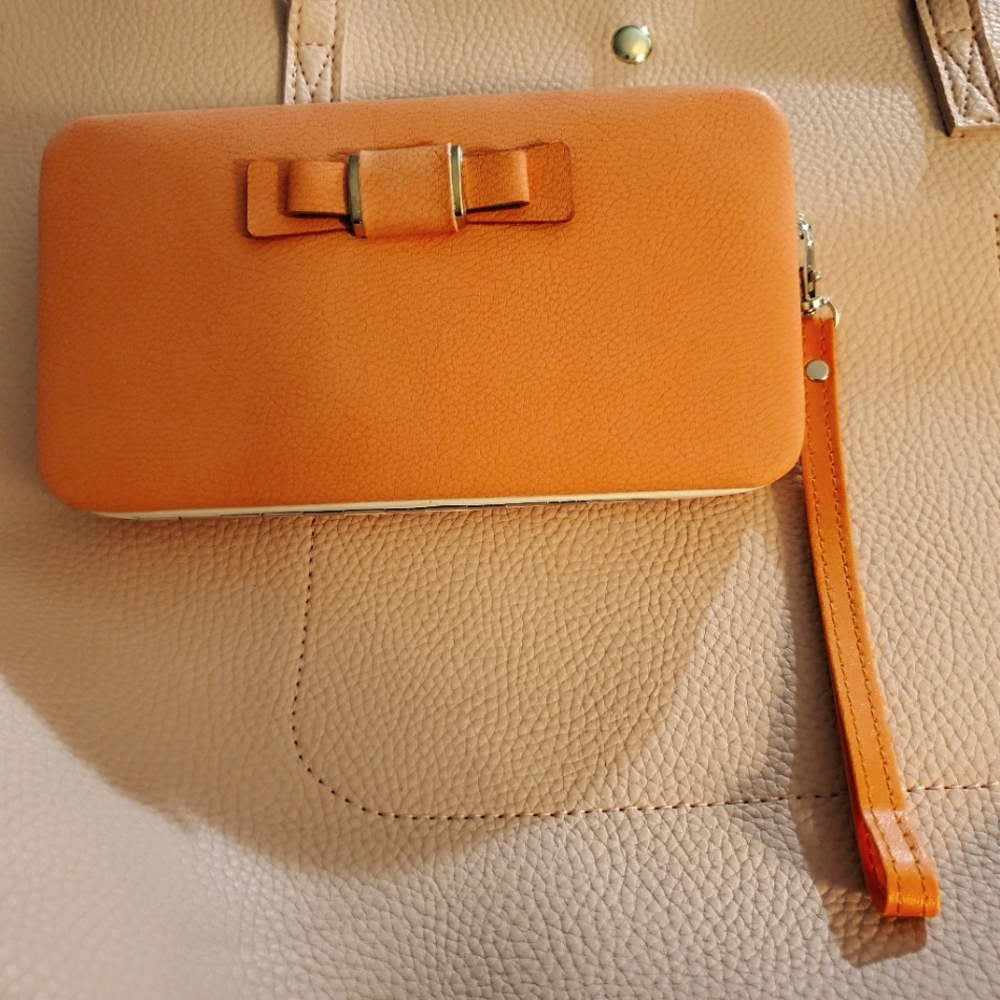 Medium Pink Wallet